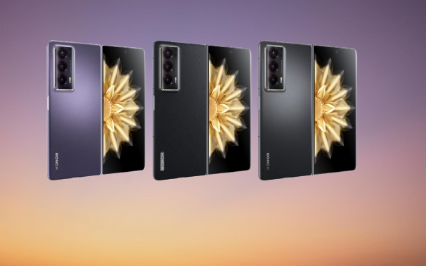 Honor Magic V2 with three colous